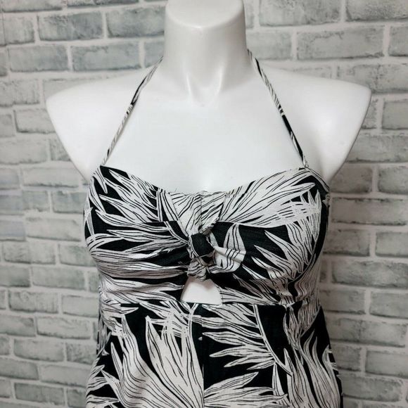 1.STATE Womens 8 Green Tropical Foliage Halter Smocked Back Jumpsuit Wide Leg - Picture 2 of 9